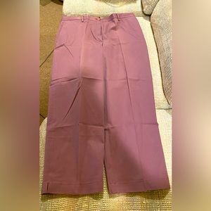 Womens Burberry Golf capri pants new without tag size 12